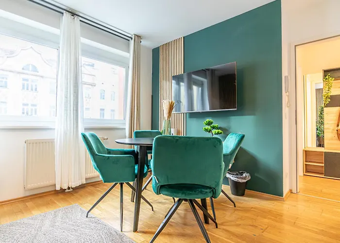 Charming 1br, Steps From Reumannplatz U1 * Vienna