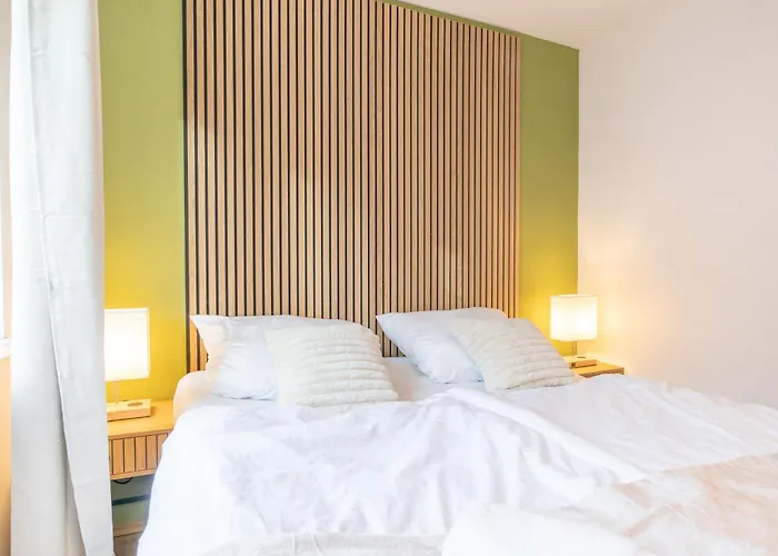 Charming 1br, Steps From Reumannplatz U1 Apartment *