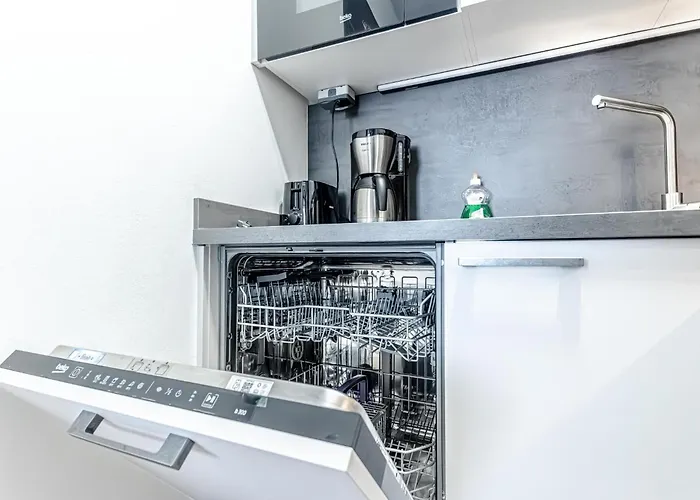 Apartment Charming 1br, Steps From Reumannplatz U1 *